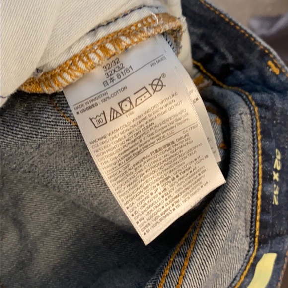 TWO PAIR men’s GAP jeans - Picture 7 of 7